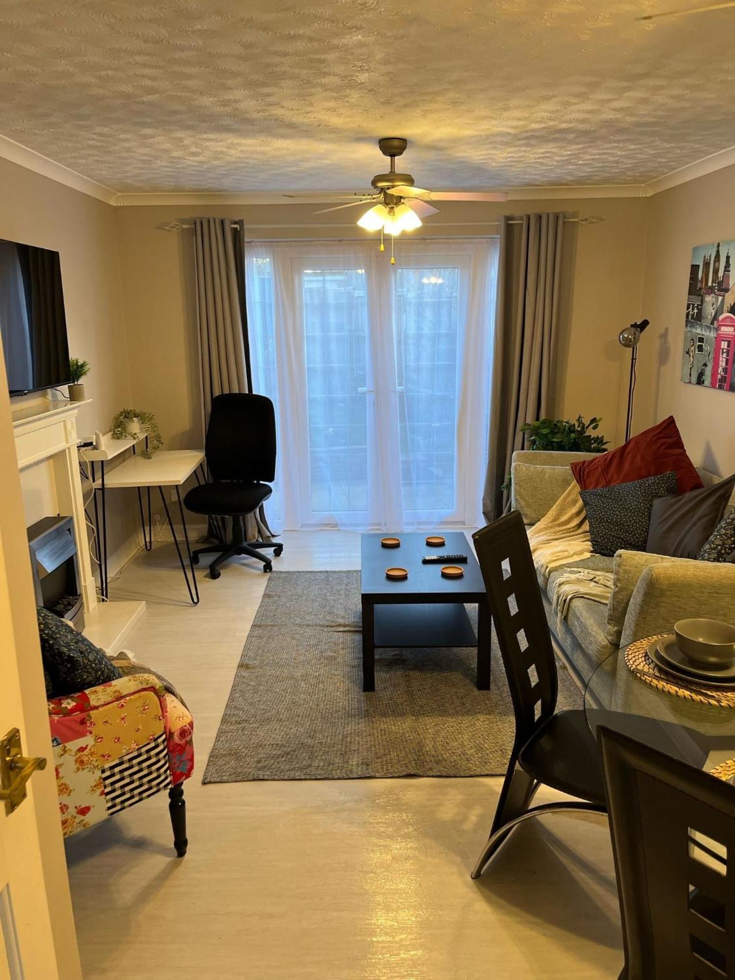 Cosy Corner - 2 Beds, Free Parking, Next To Southampton General Hospital Villa Exterior photo