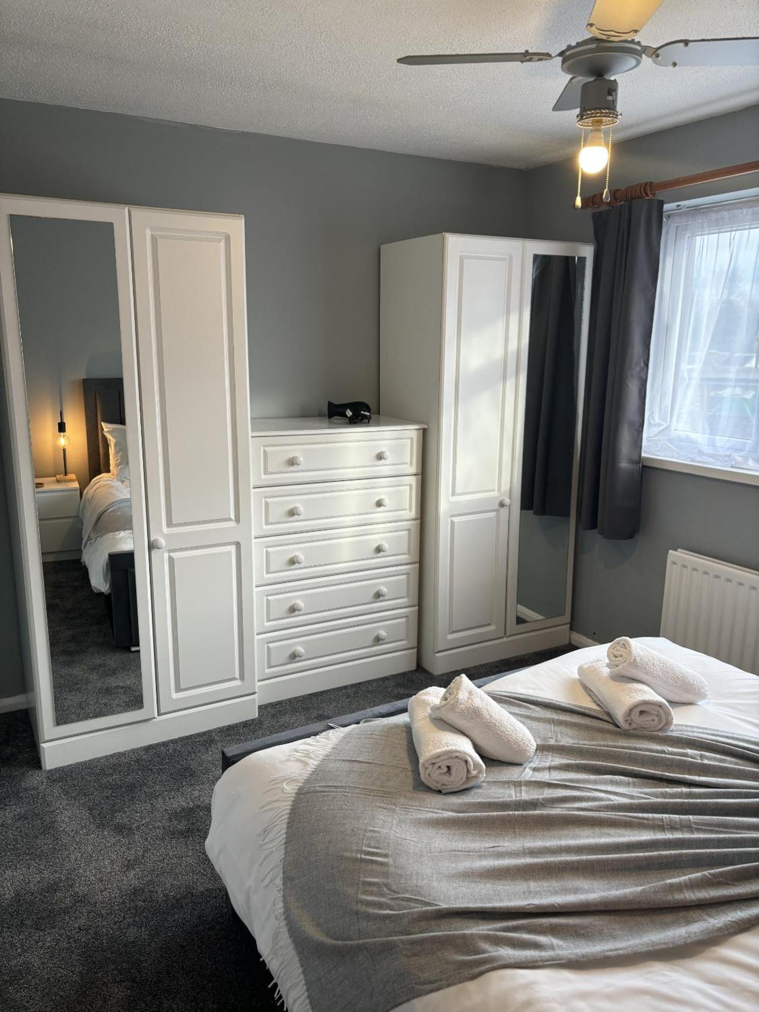Cosy Corner - 2 Beds, Free Parking, Next To Southampton General Hospital Villa Exterior photo